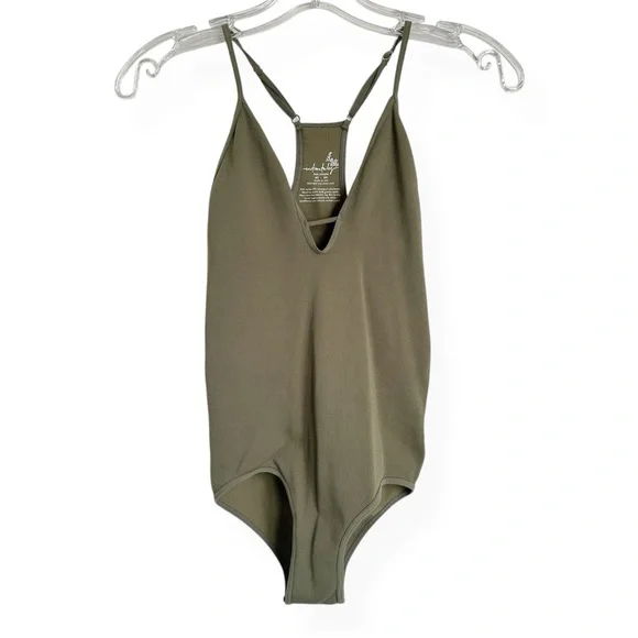 NWOT Free People Intimately Move Along Strappy Sleeveless Bodysuit Army Green XS - Picture 5 of 8